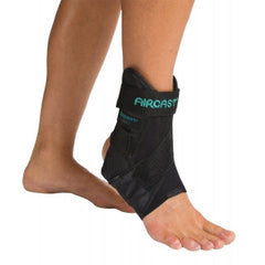 Aircast AirSport Ankle Brace